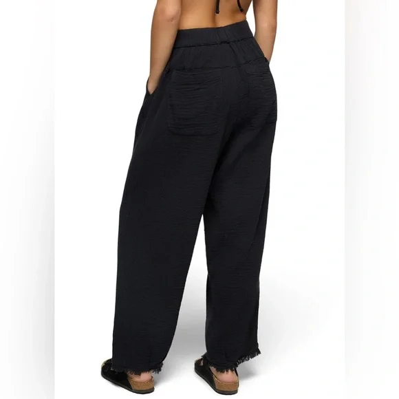 Prana Hideaway Pants in Black Beach Swim Cover - Picture 3 of 11
